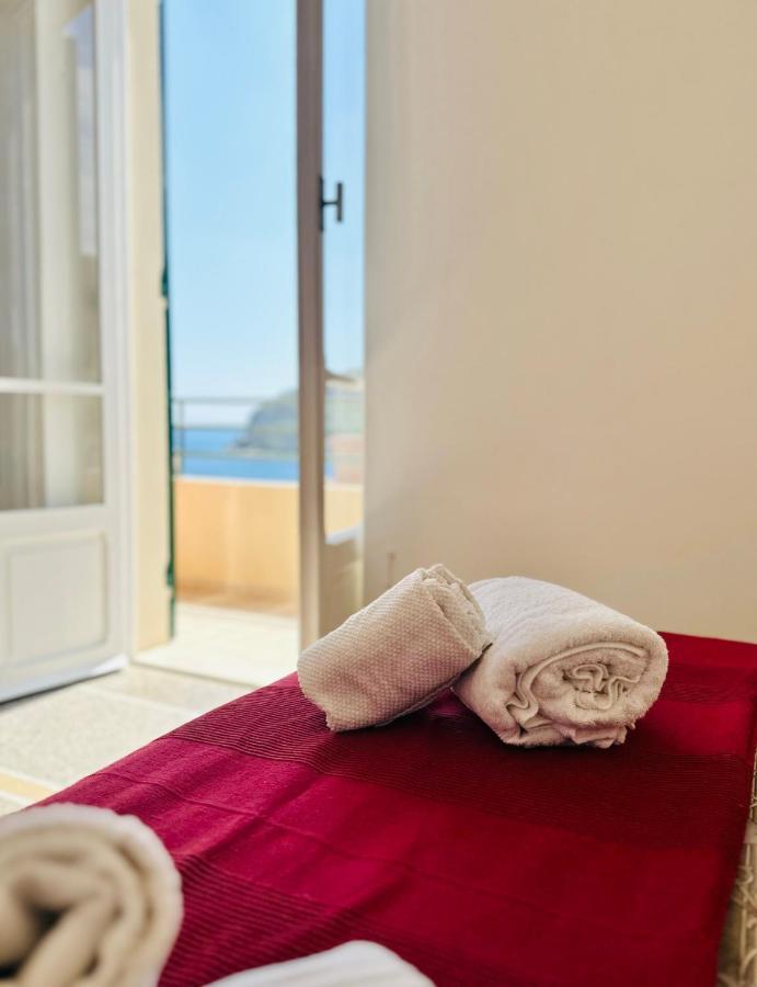 Hostdomus - Casa Ester Ноли Экстерьер фото